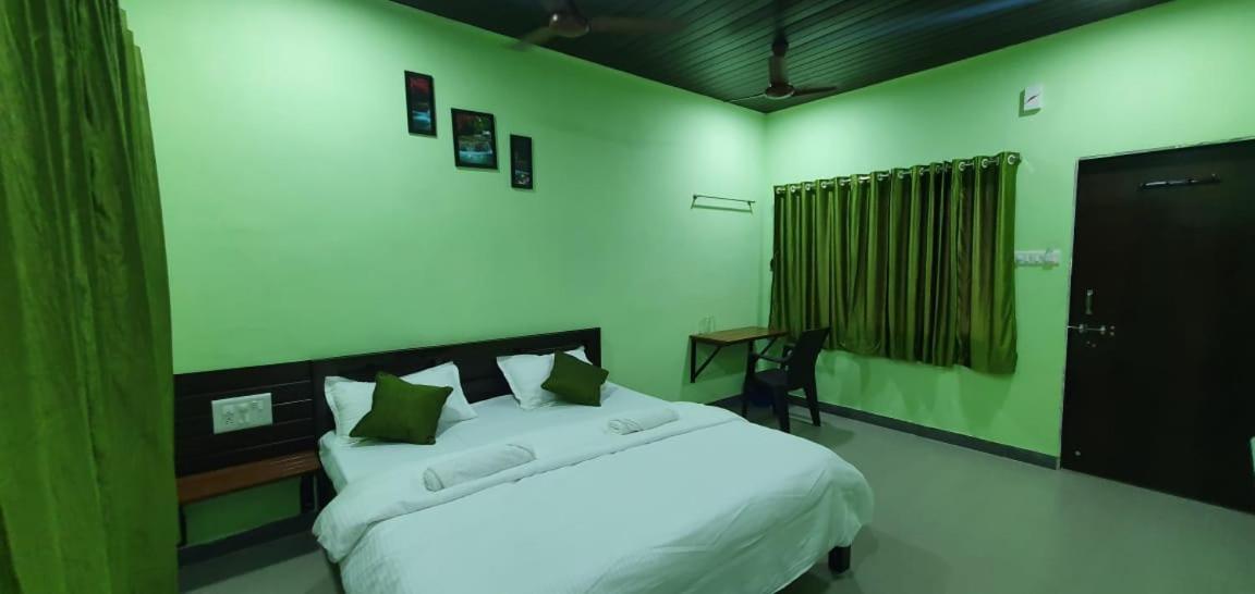 Happy Holiday Alibaug Hotel Alibag Exterior photo