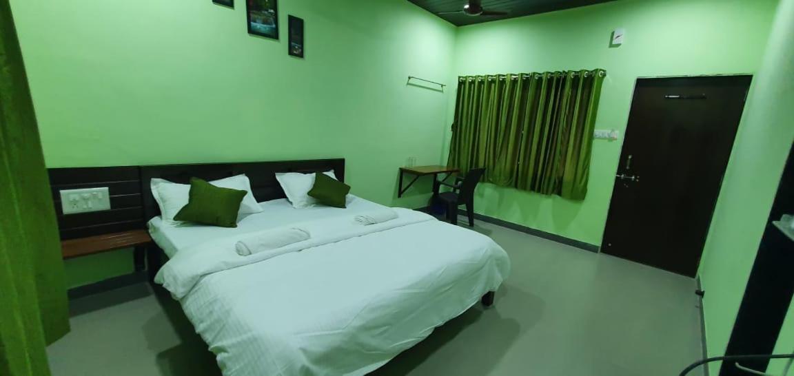 Happy Holiday Alibaug Hotel Alibag Exterior photo